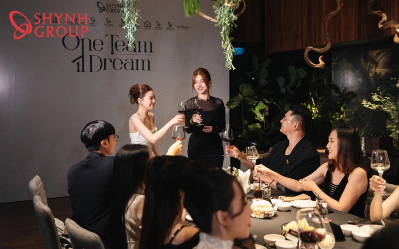 Cộng đồng SHYNH CIRCLE luôn chào đón và tôn vinh những người yêu thích cái đẹp